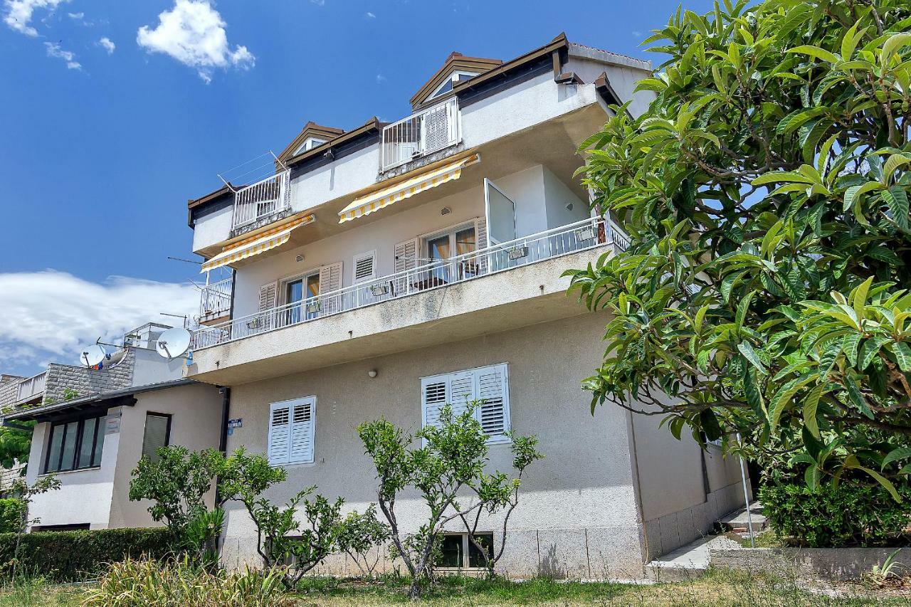 מאקרסקה Apartments Franzeta מראה חיצוני תמונה